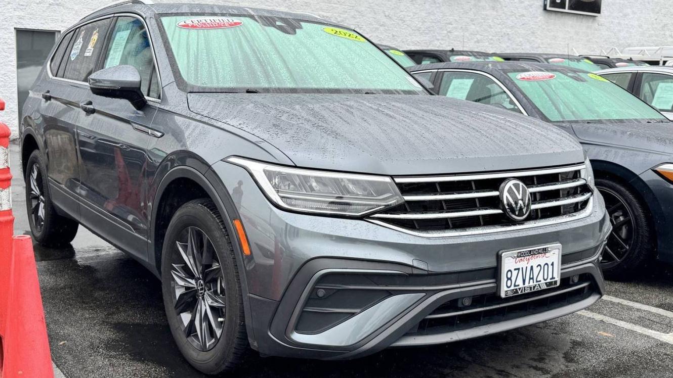 VOLKSWAGEN TIGUAN 4MOTION 2022 3VV2B7AX4NM061719 image